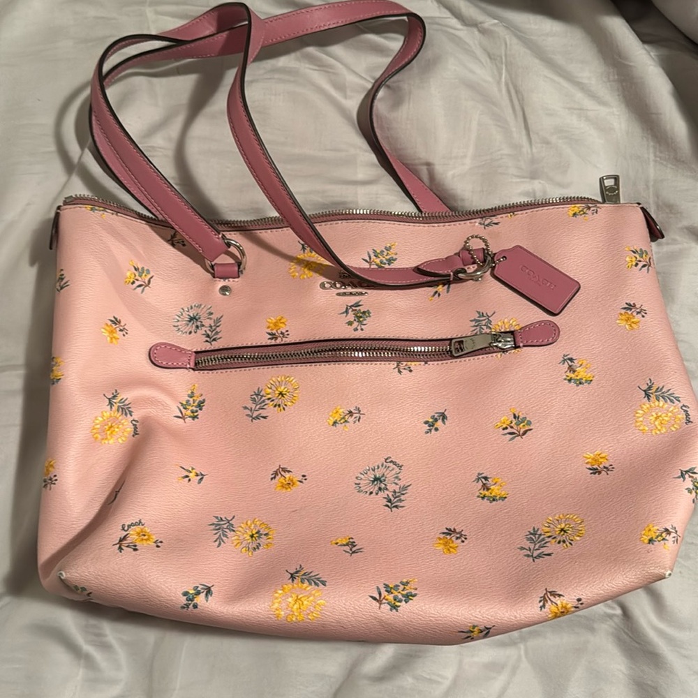 Pink coach purse and wallet